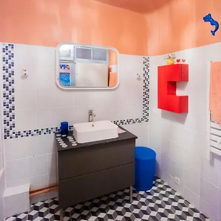 Tres Bel Avec Jolie Vue Dans Le Quartier Prise De Vauban Apartamento