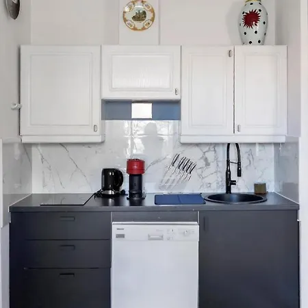 Tres Bel Avec Jolie Vue Dans Le Quartier Prise De Vauban Apartamento *